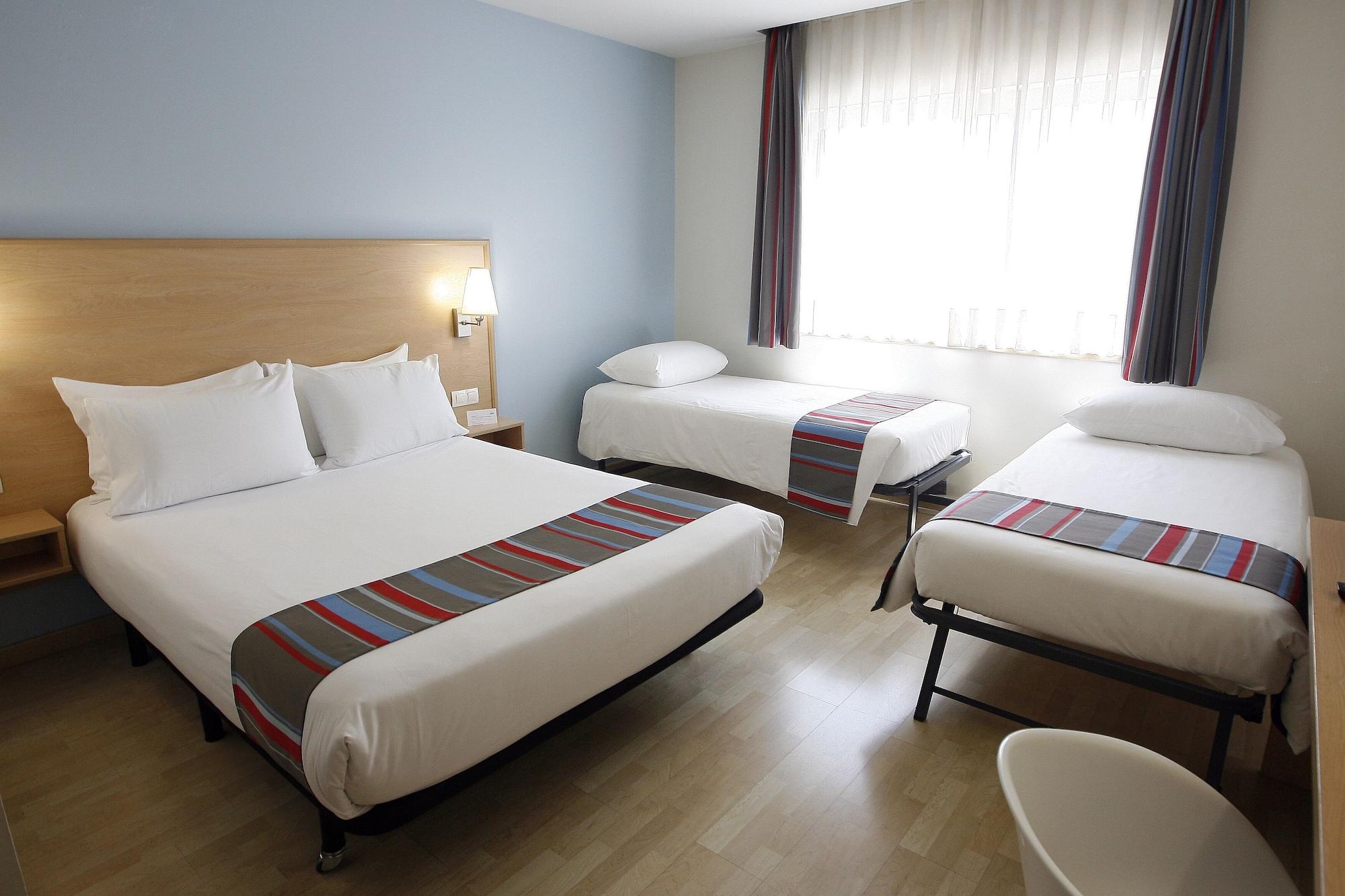 Travelodge Madrid Alcalá Exterior foto