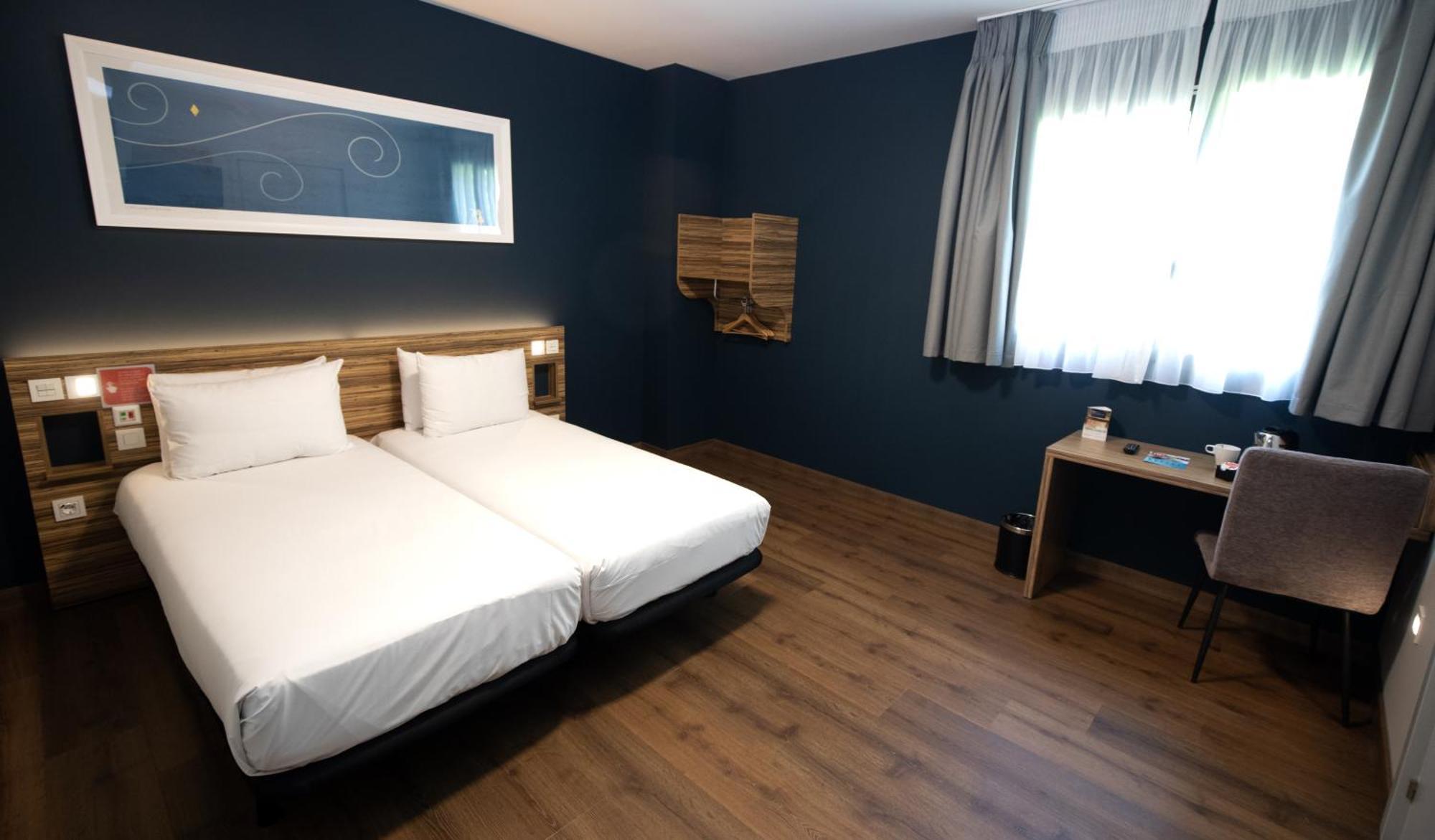 Travelodge Madrid Alcalá Quarto foto
