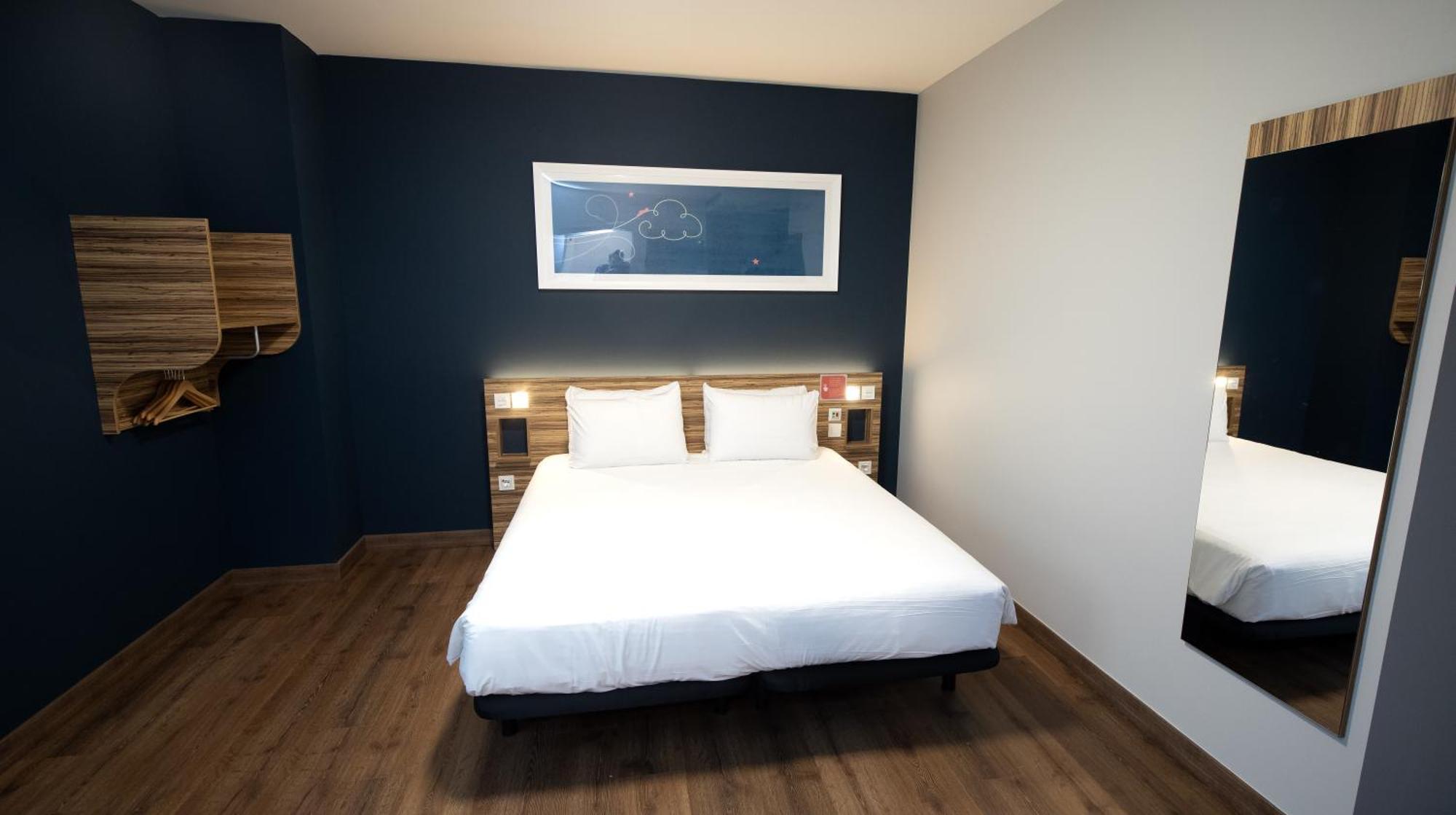 Travelodge Madrid Alcalá Quarto foto